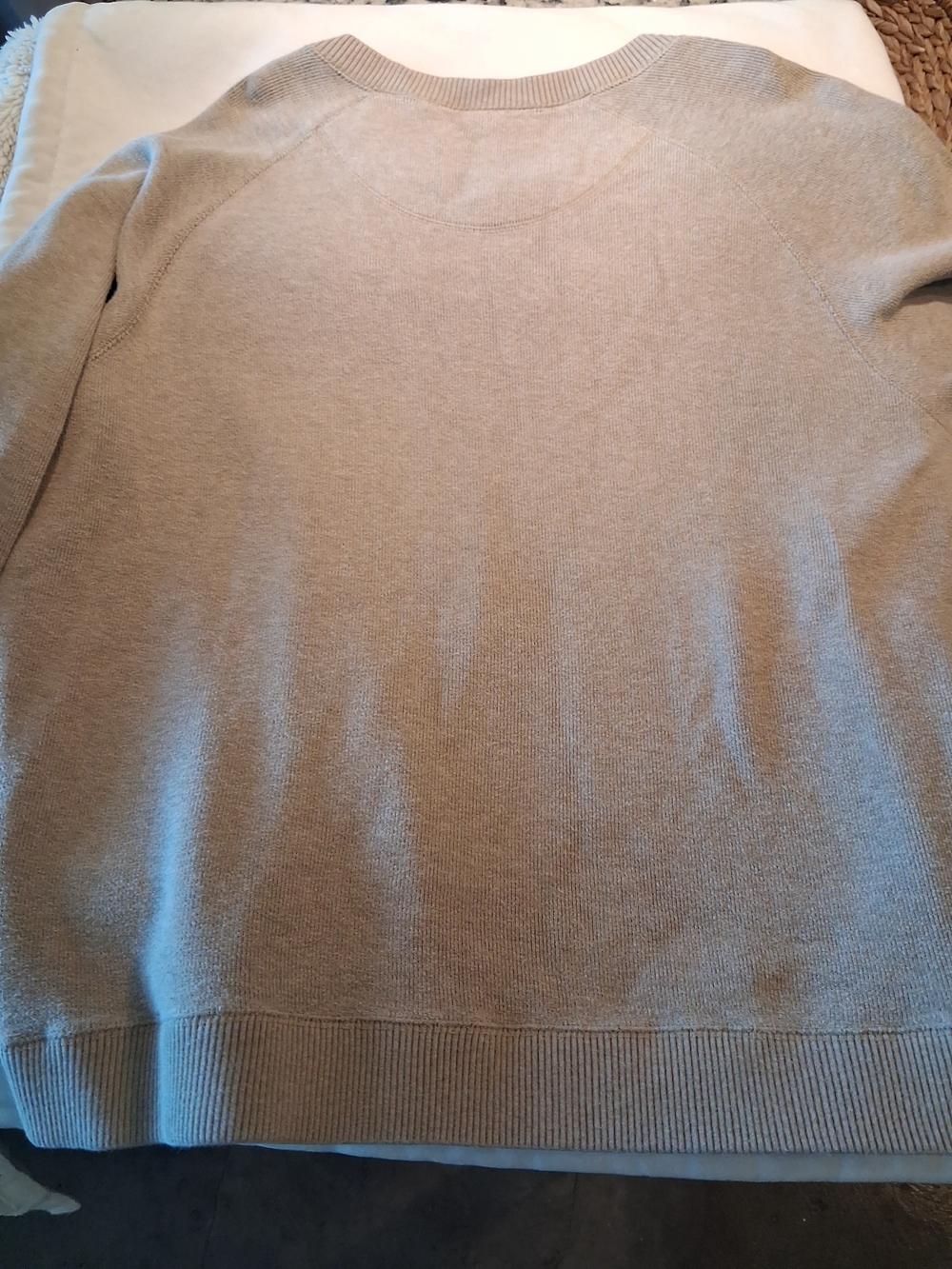 Daniel Cremieux Men's V-Neck Sweater in Light Beige - Picture 2 of 3